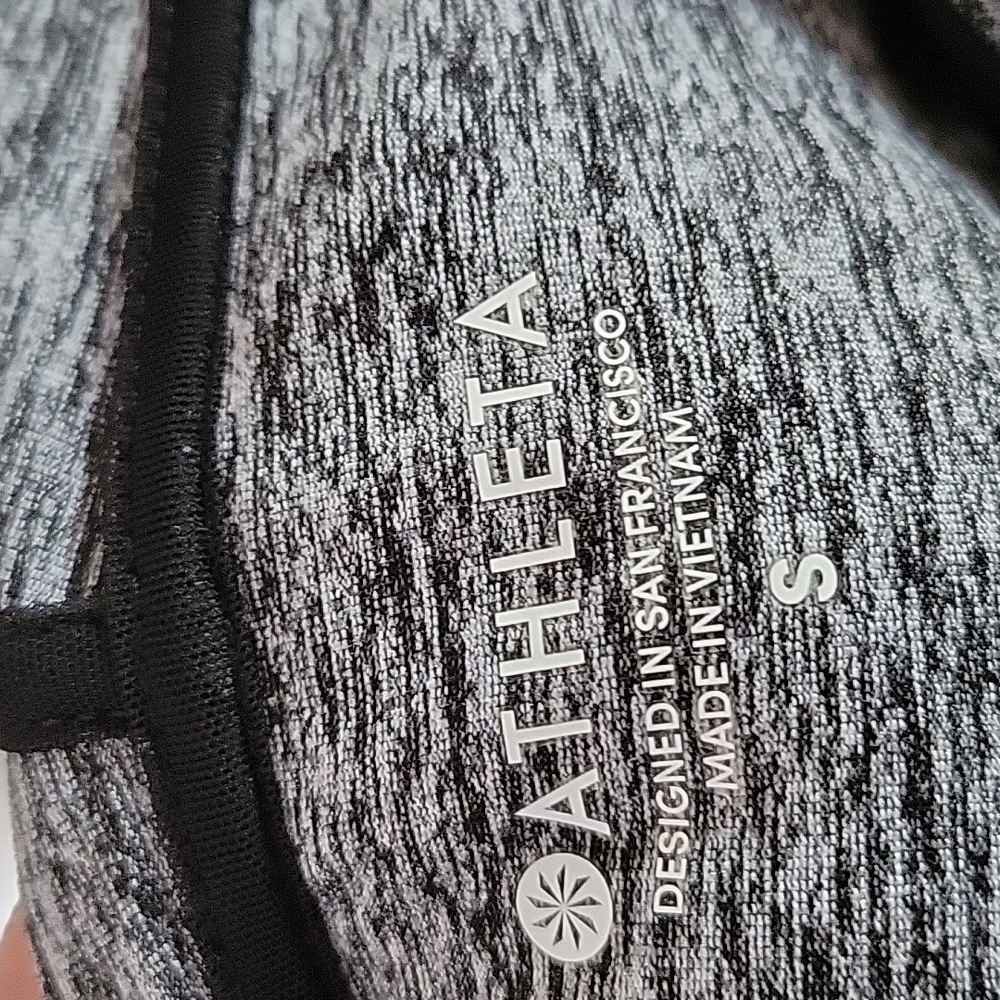 Athleta top - Picture 2 of 3